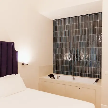 Residenza Umberto I 3* 나폴리